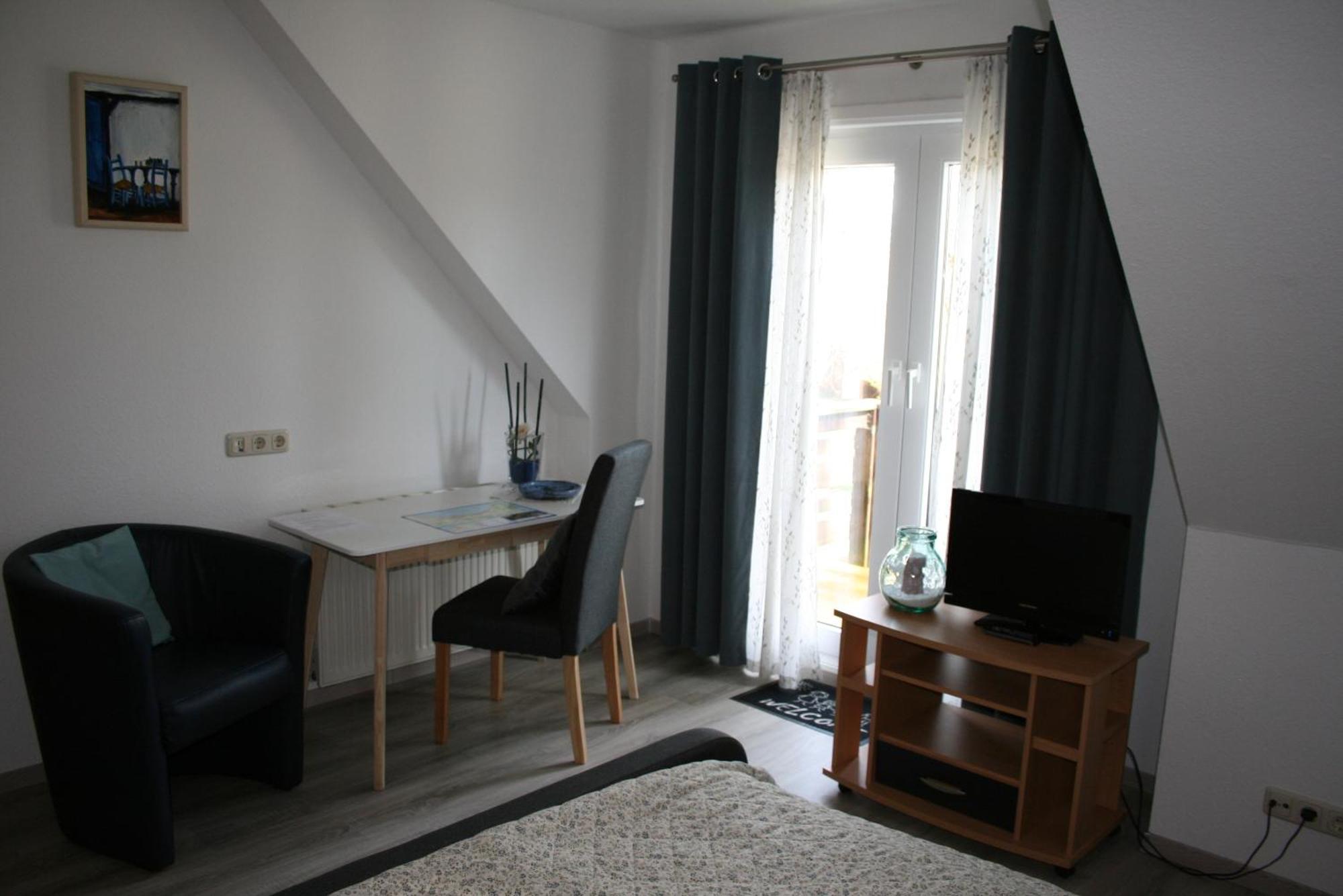 Hotel-Pension Lindenhof Tarnewitz Exteriör bild